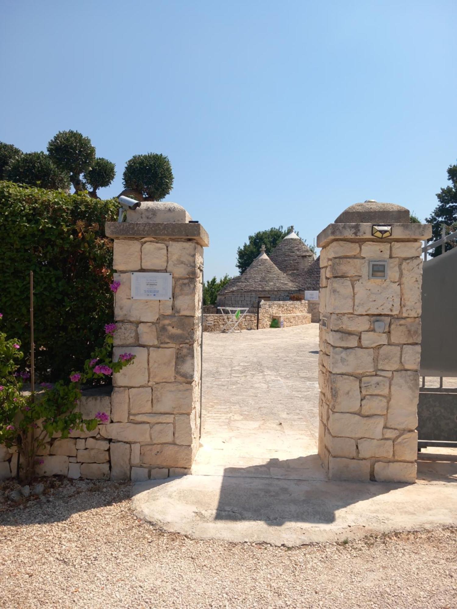 阿尔贝罗贝洛 Trullo Monte Del Sale旅馆 外观 照片
